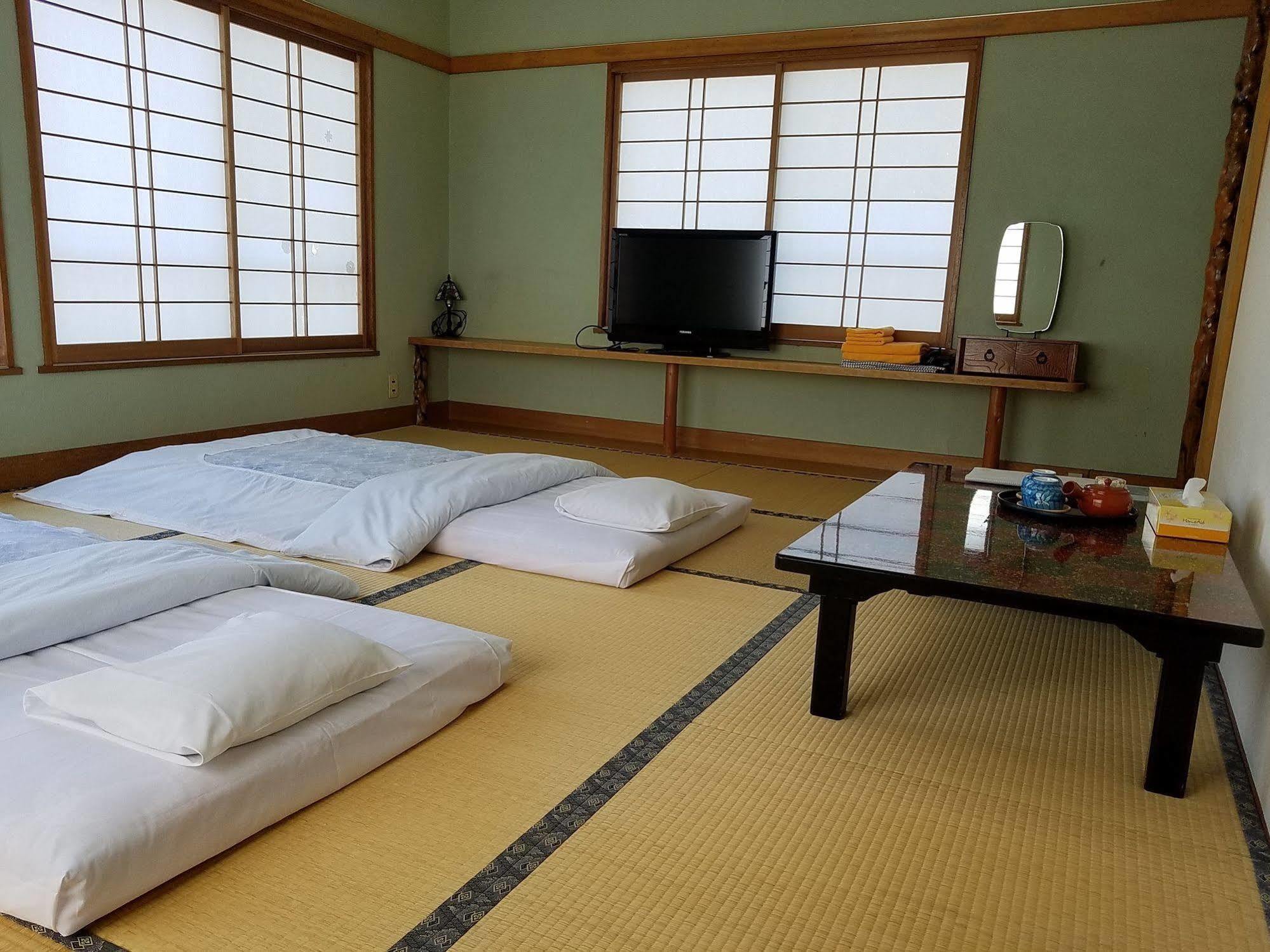 Ryokan Matsukaze Мацумото Экстерьер фото